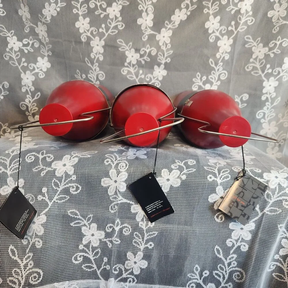 3 Red Skybar Wine Travelors